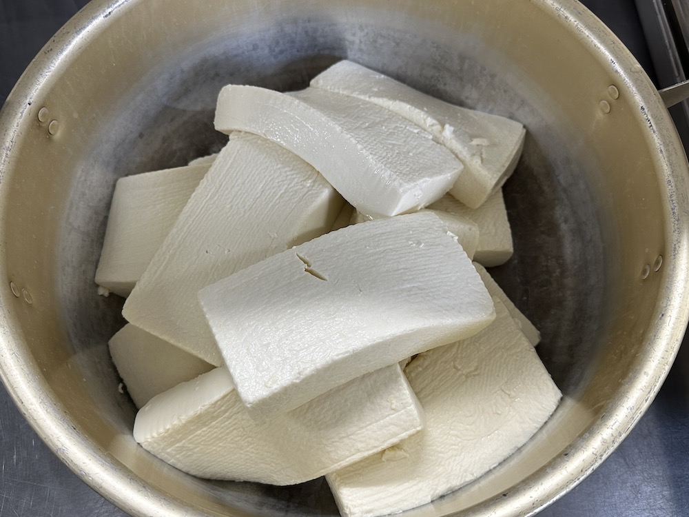 鍋に移した絹豆腐