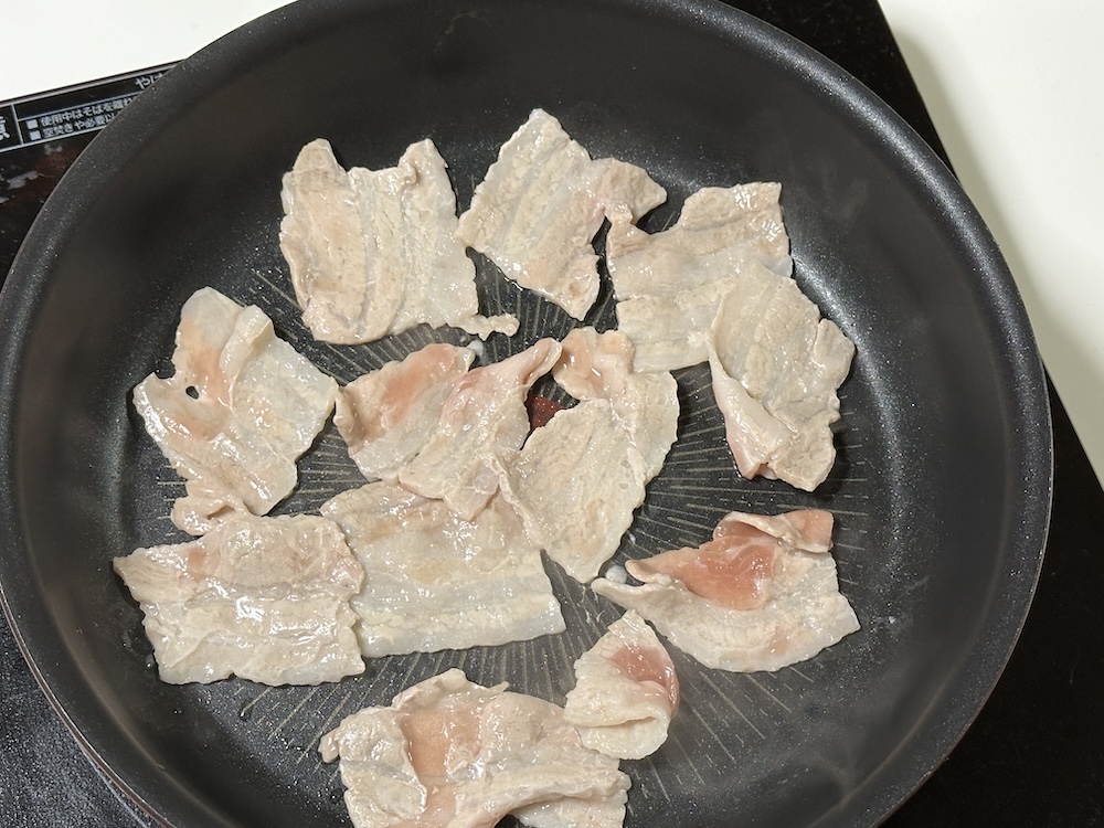 炒めた豚肉