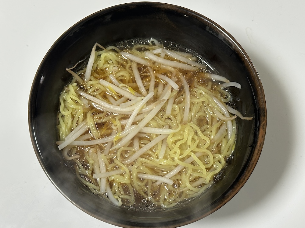 麺ともやし