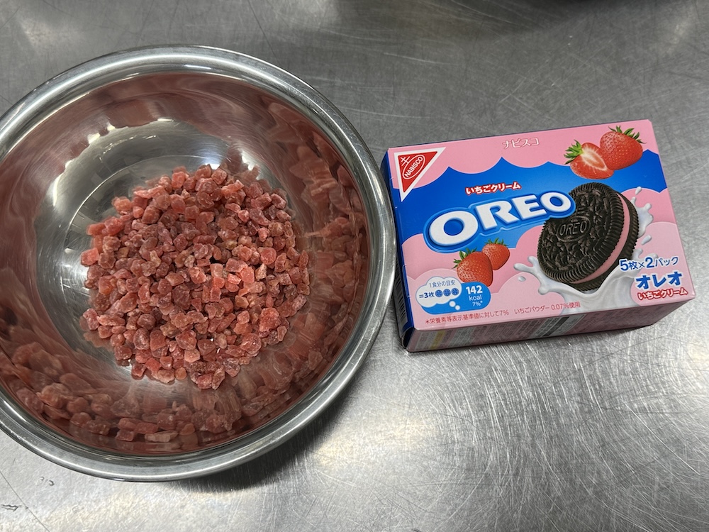 オレオといちご