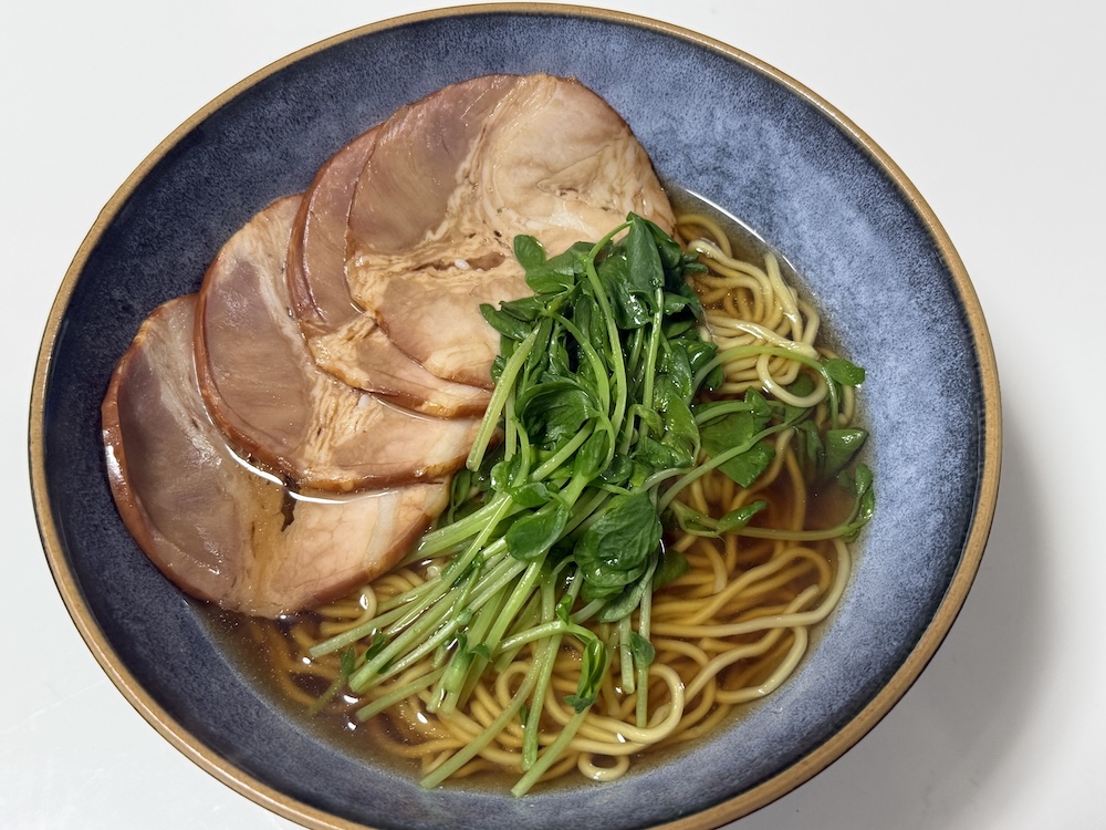トッピングしたラーメン
