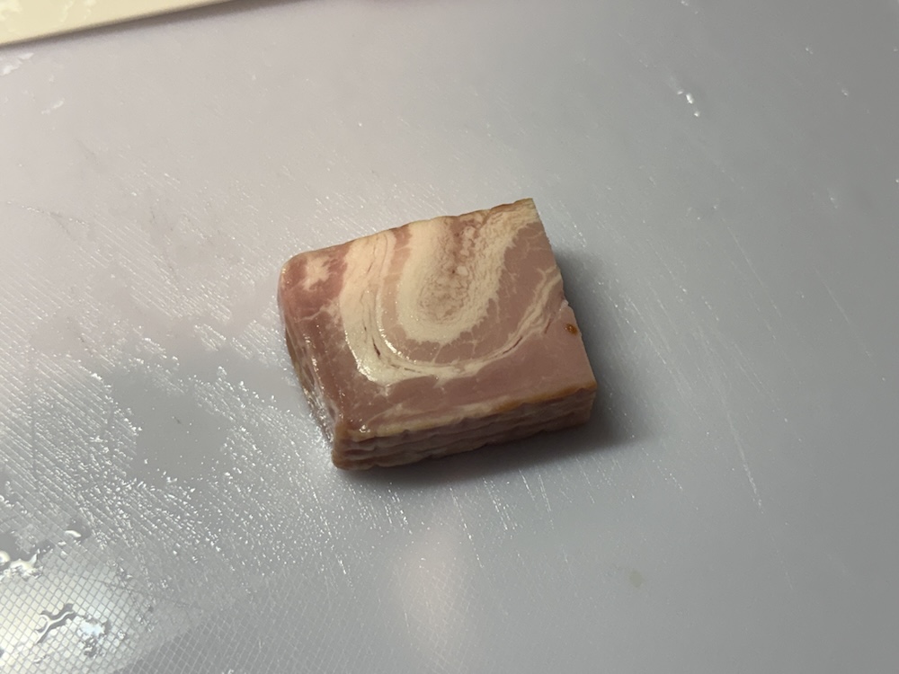 厚切りベーコン