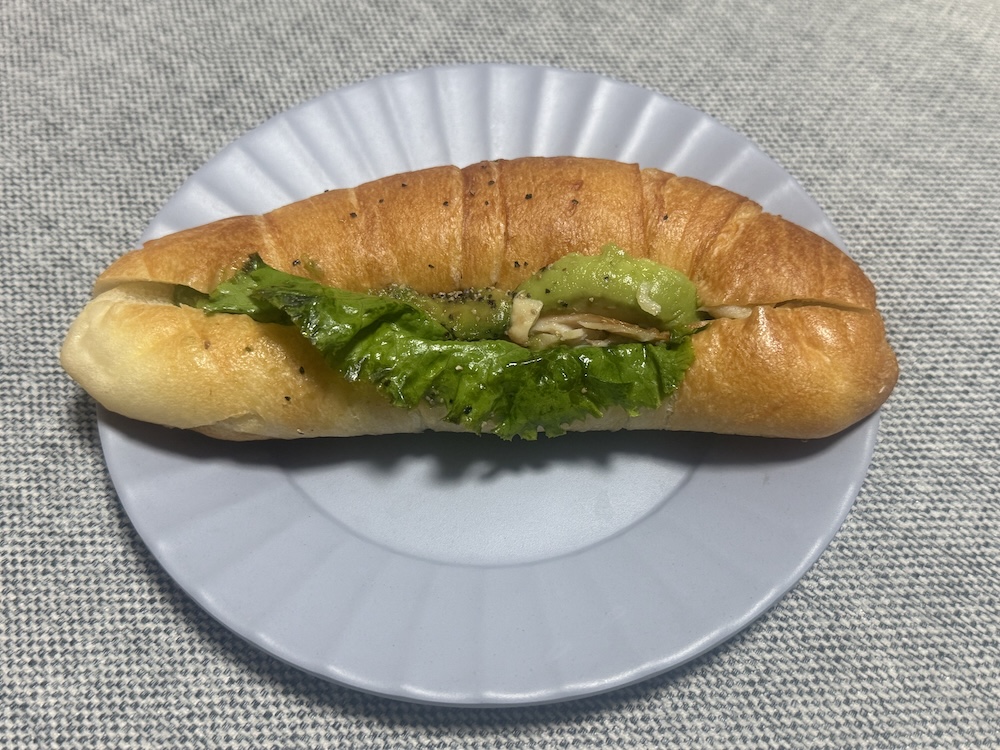 チキンとアボカド