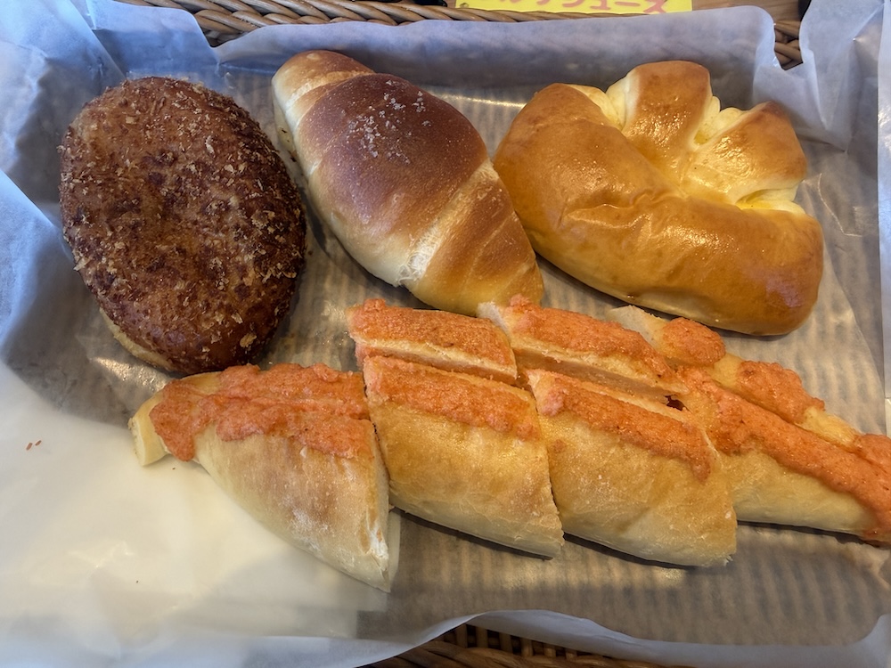 購入したパン