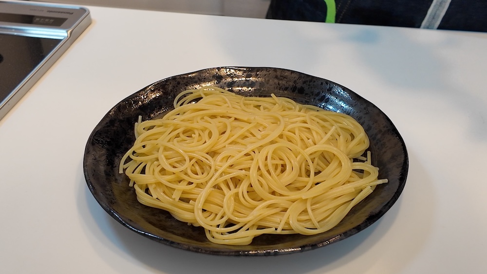 茹でたパスタ