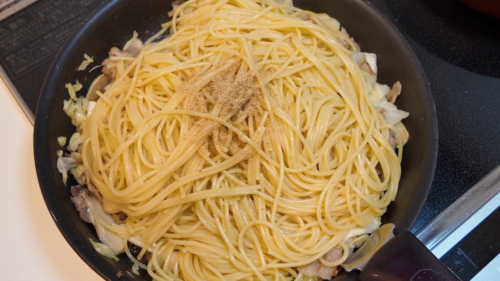 パスタとダシダ