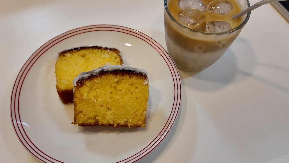 ココナッツパウンドケーキ