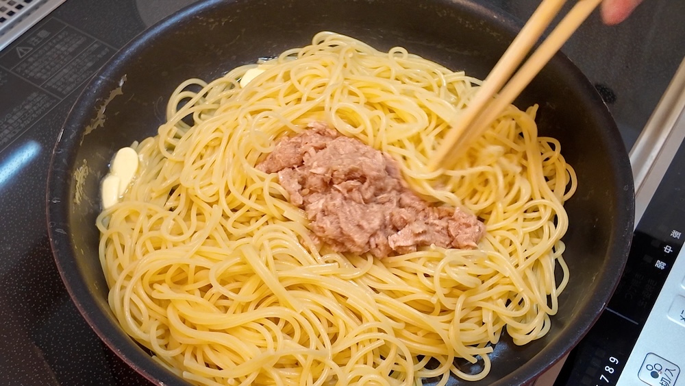 パスタとツナ明太子